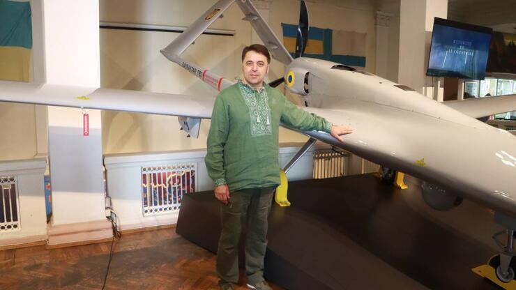 Bayraktar, Ukrayna Askeri Tarih Müzesi’nde: Zaferimizin tarihinde önemli yer tutacak