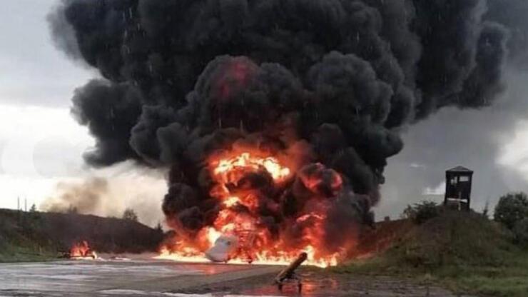 Ukrayna, Rus bombardıman uçağını vurdu